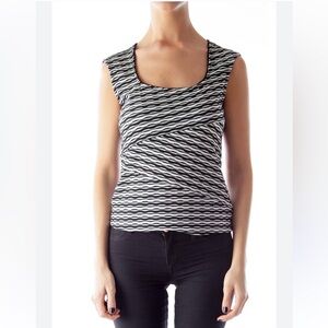 White House‎ Black Market Black and White Top. Size S (219)